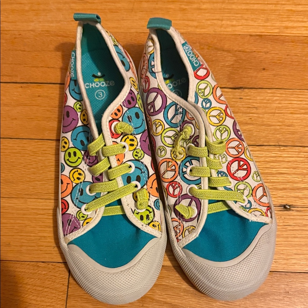 Chooze Kids' Colorful Peace and Smiley Sneakers